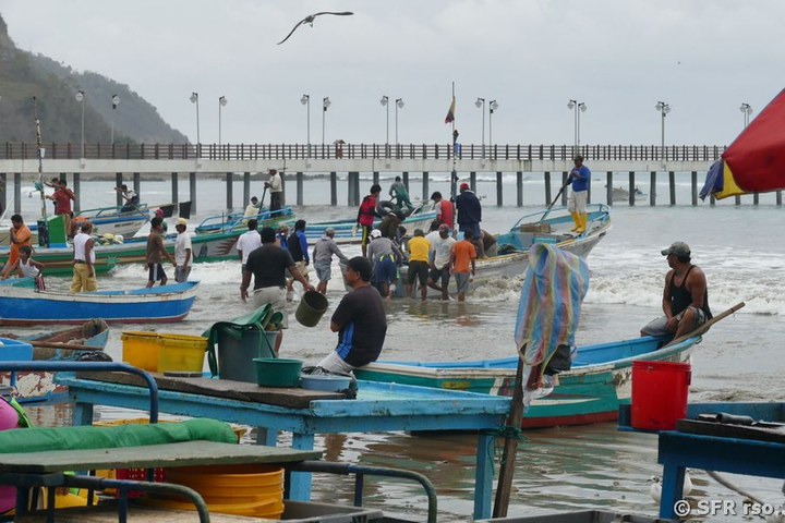 Fischer bei der Ausfahrt, Ecuador