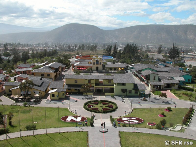 Anlage am Äquatordenkmal in Quito, Ecuador