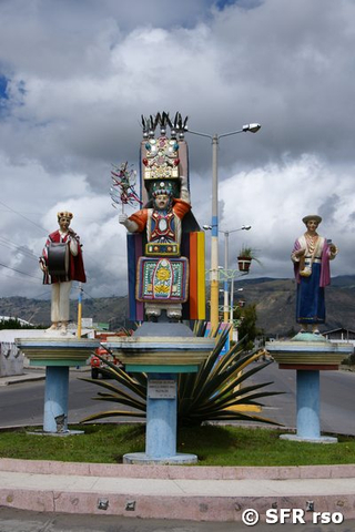 El Danzante Statue an Fronleichnam in Ecuador
