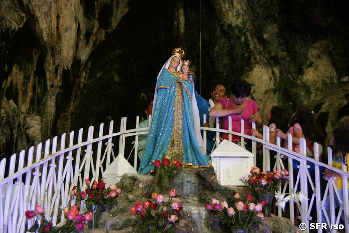 Jungfrau Maria Statue in La Paz, Ecuador
