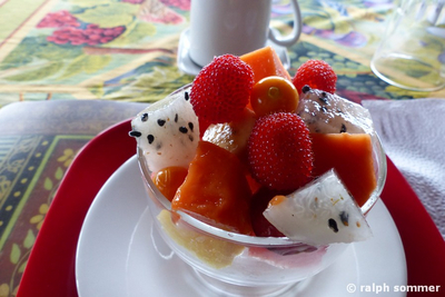 Frühstücks Fruchtteller in Ecuador
