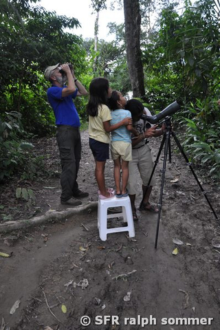 Kinder beim Birding, Ecuador