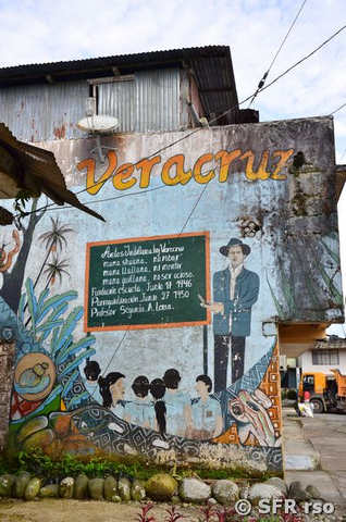 Bodypainting Schild in Vera Cruz, Ecuador
