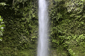 Wasserfall Hola Vida in Ecuador