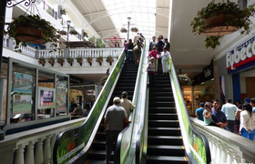 Einkaufszentrum San Luis in San Rafael 
