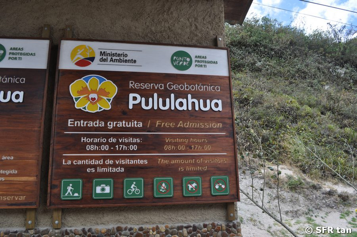 Schild am Eingang des Pululahua, Ecuador