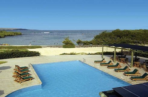 Pool und Meer Finch Bay Eco Hotel 