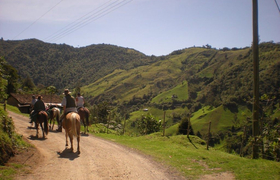 Reiten in Ecuador - Green Horse Ranch Vulkankrater