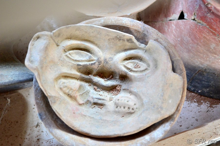 Molde Maske im Valdivia Museum, Ecuador