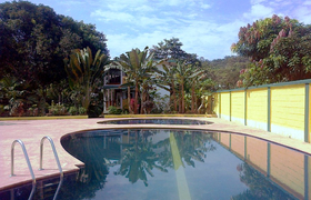 Swimming-Pool Cabañas Heliconia