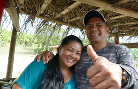 lachende Ecuadorianer