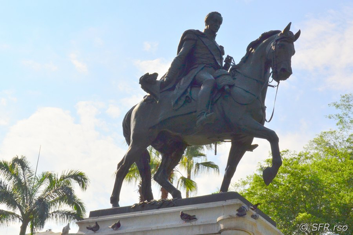 Simon Bolivar Denkmal in Guayaquil, Ecuador