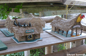 Hütten der Jama Coaque Kultur von Ricardo Alcaivar in Ecuador
