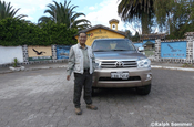 Toyota Fortuner SUV mit einem Reiseleiter in Ecuador