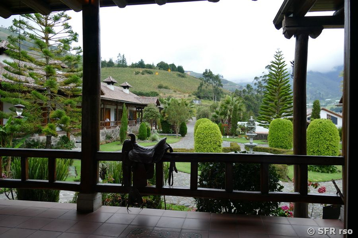 Aussicht von der Terasse Hosteria Leito Ecuador 