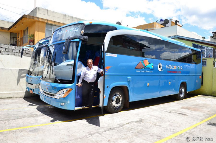 Touristenbusse ejecutivos in Ecuador 