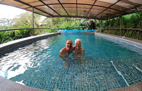 Swimming-Pool Cabanas San Isidro Lodge Ecuador