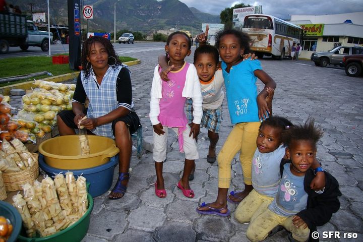 Afro Kinder Salinas, Ecuador