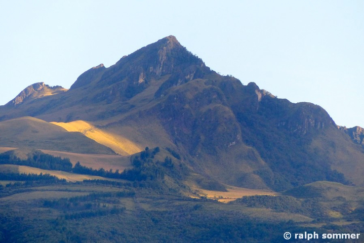 Pasochoa Vulkan mit Bergnebelwald, Ecuador