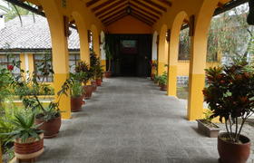 Eingangsbereich Hosteria Sommergarten Ecuador