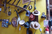 Hüte im Restaurant Guaytara im Naturreservat Antisana