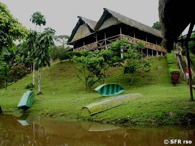Yarina Lodge von außen