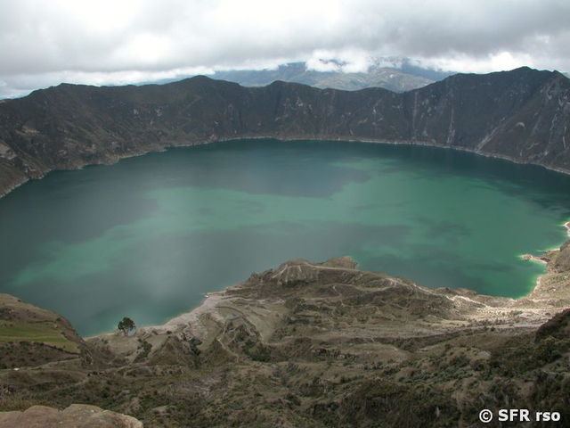 Die Lagune Quilotoa in Ecuador
