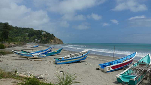 Fischerboote Pazifikküste Ecuador
