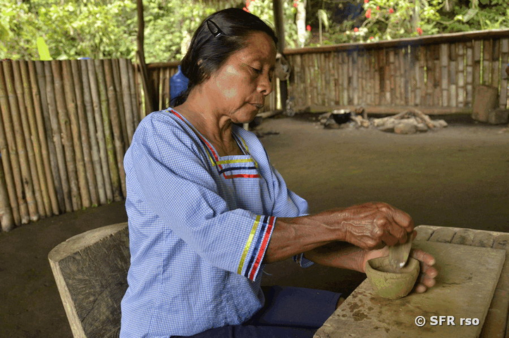 Keramik Kommuna Tiyu Yaku in Ecuador