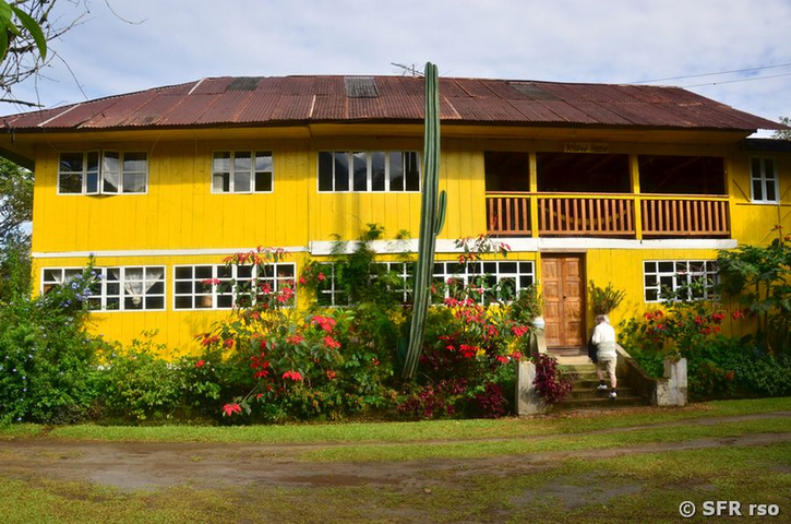 Yellow house lodge