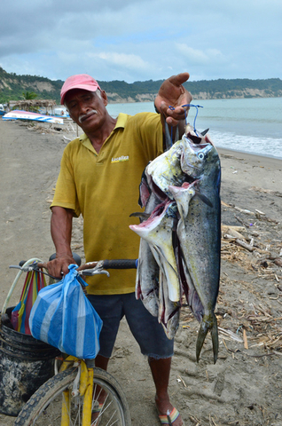 Fischer mit Fahrrad in Ecuador 