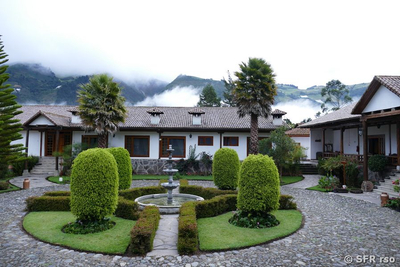 Innenhof Hostería Leito in Patate Ecuador 