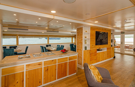Buffet Galapagos Sea Star Yacht