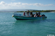 Boot in Las Tintoreras, Galapagos