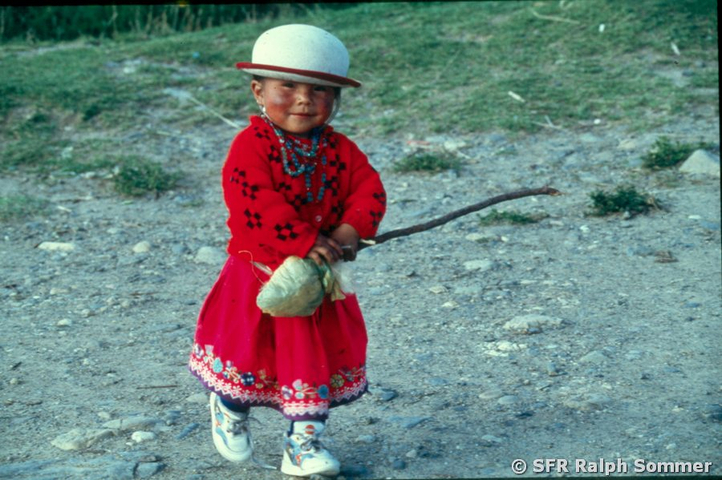 Kind im Hochland, Ecuador