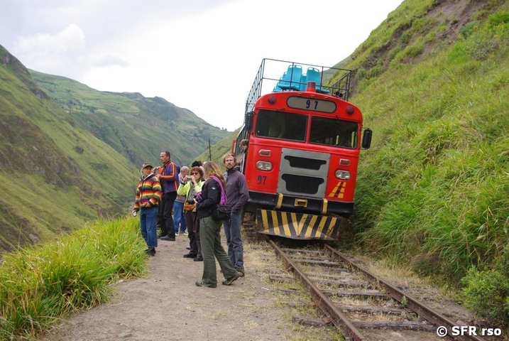 Alausi Zugstrecke, Ecuador