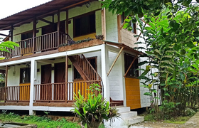 Hotelanlage Cabañas Naturalandia Ecuador