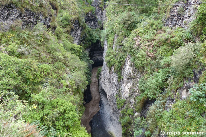 Río Pataza Schlucht bei Banos de Agua in Ecuador