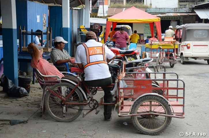 Lastenfahrräder in La Concordia, Ecuador