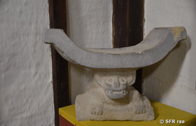 Häuptlingssitz im Museum Agua Blanca