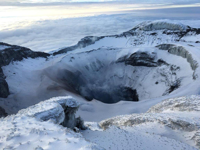 Cotopaxi Besteigung Ecuador Krater
