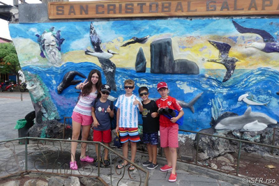 Kindergruppe auf San Cristobal, Galapagos