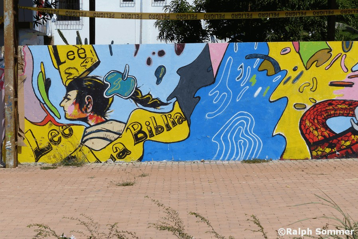 Vicente Kunst auf Wand in Ecuador