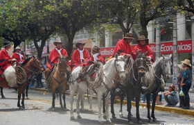 Pferdeparade in Sangolqui