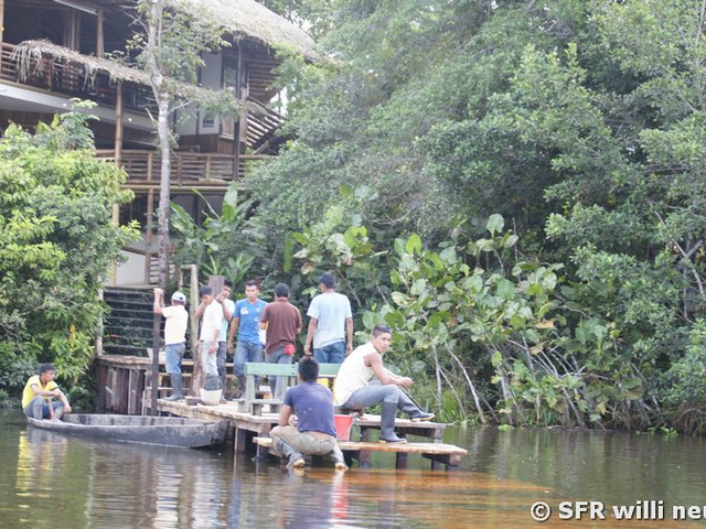 Bootsanlegestelle der La Selva Lodge