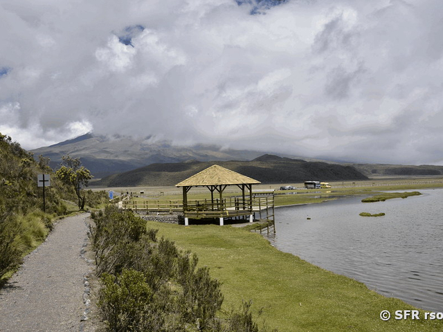 Wanderweg am Limpiopungo See, Ecuador