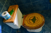 Toilette dekoriert Hosteria Mandala Ecuador