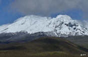 Antisana blauer Himmel in Ecuador