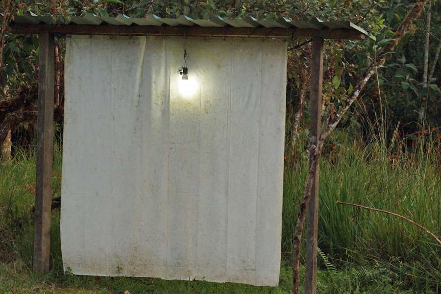 Lichtfalle für Insektenbeobachtung Cabanas San Isidro