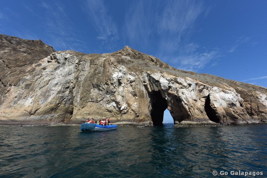 Tunnel in Cerro Brujo, Galapagos